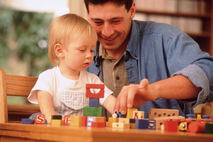 Sådan spiller du med en baby i op til et år