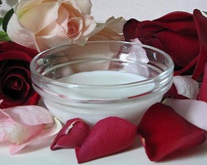 Whitening Milk Face Mask