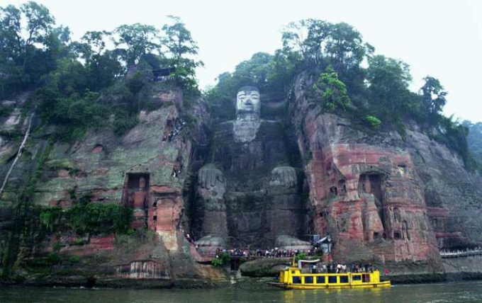 Buddha-monumentet i Leshan: nogle interessante fakta